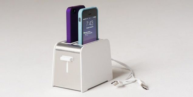 foster toaster like iphone dock 0