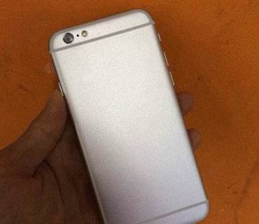 white iphone 6 4