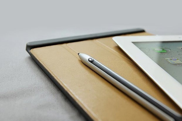 The iPen 2–A Tablet Stylus That Lets You Write on Laptops or Computer Screens 01