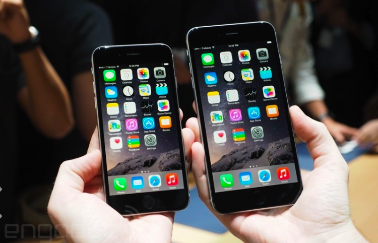 iPhone 6 與 iPhone 6 Plus 比較。