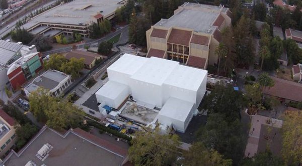 mysterious apple cupertino event site in the air 00