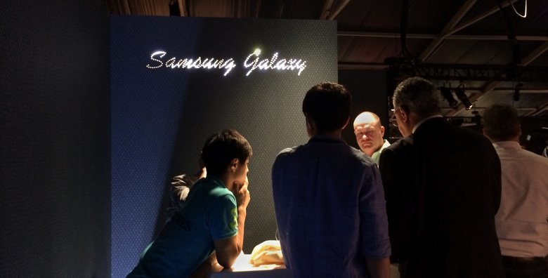 samsung gear fashion week