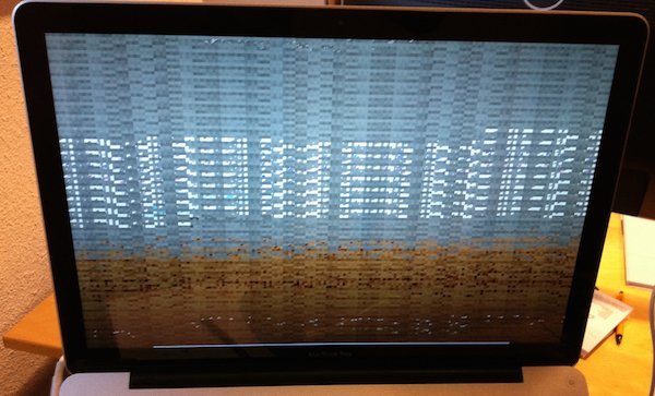2011 macbook pro screen crash