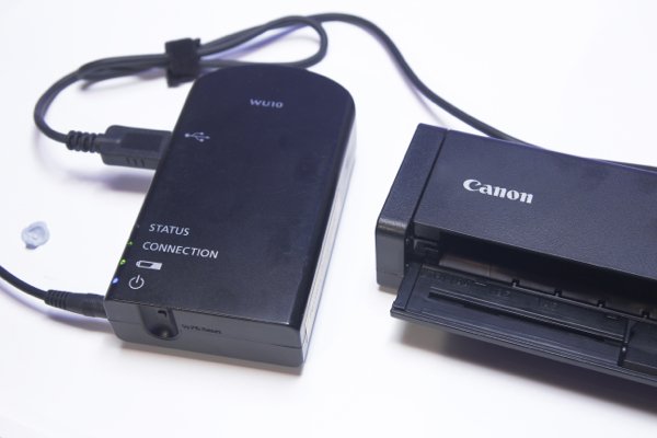 ▲另購一個 WU10，就可以無線傳輸掃瞄文件檔案。
