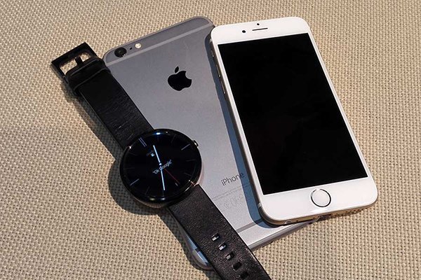 android wear iphone