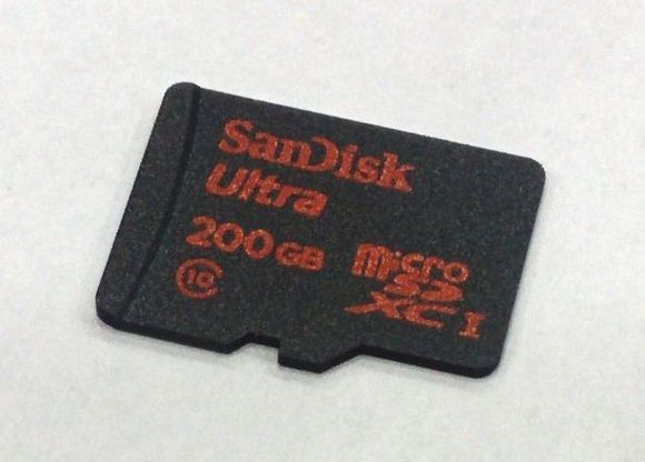 sandisk-200gb-1