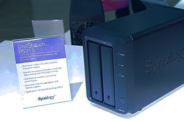 synology-ds715
