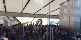apple store canton road opens 0900 00
