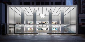 apple store canton road opens 00