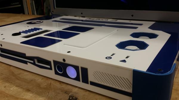 ed-zarick-uses-3d-printing-to-transform-ps4-into-a-3d-printed-7