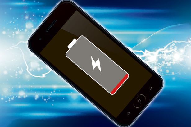 MAIN Phone battery charging