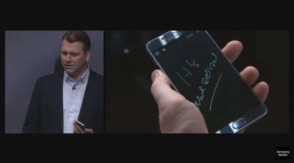 ▲手機在待機模式下，Note 5 拿出 S-Pen 直接在手機上寫筆記