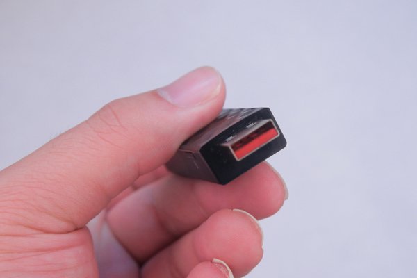 ▲要留意，也只是 USB 2.0 速度，抄檔案入 Wireless Stick 會比較需時