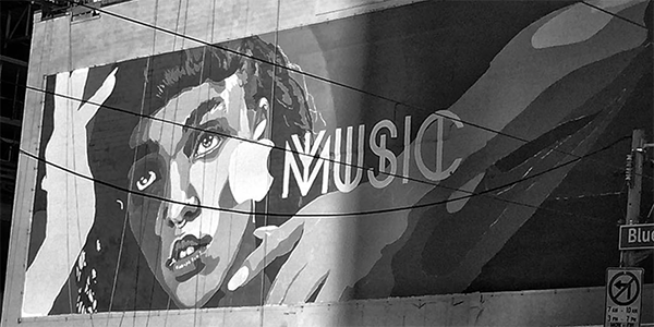 apple music outdoor ad banner 00