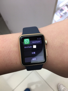 whatsapp apple watch
