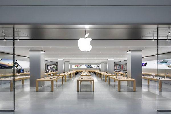 apple-store-worker-charged-with-using-bogus-credit-cards-to-buy-nearly-1-million-in-apple-gift-cards_01