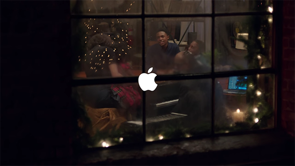 apple christmas ad 2015 00