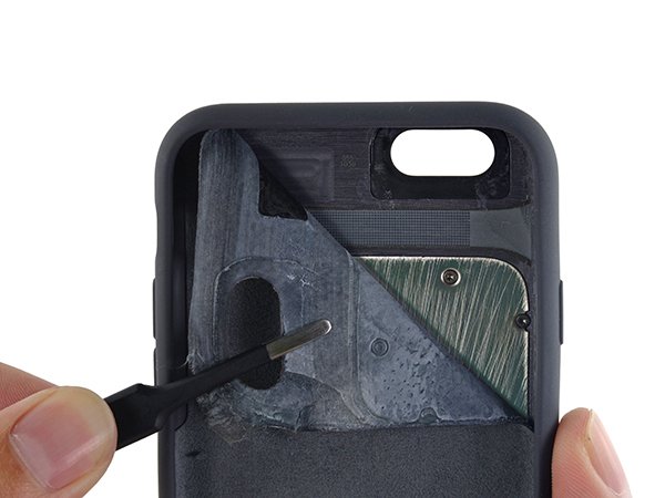 ifixit-iphone-6s-smart-battery-case-teardown_02