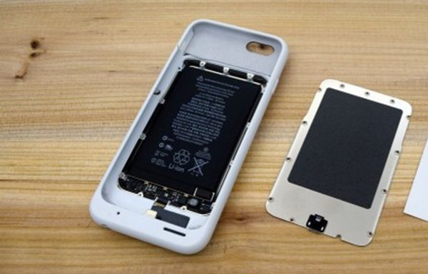iphone-6s-smart-battery-case-teardown_05a