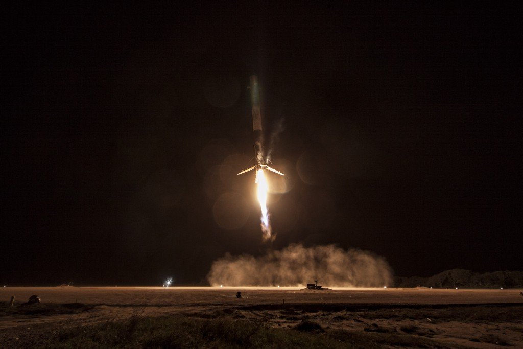 space-releases-hd-photo-of-falcon-9-mission_05
