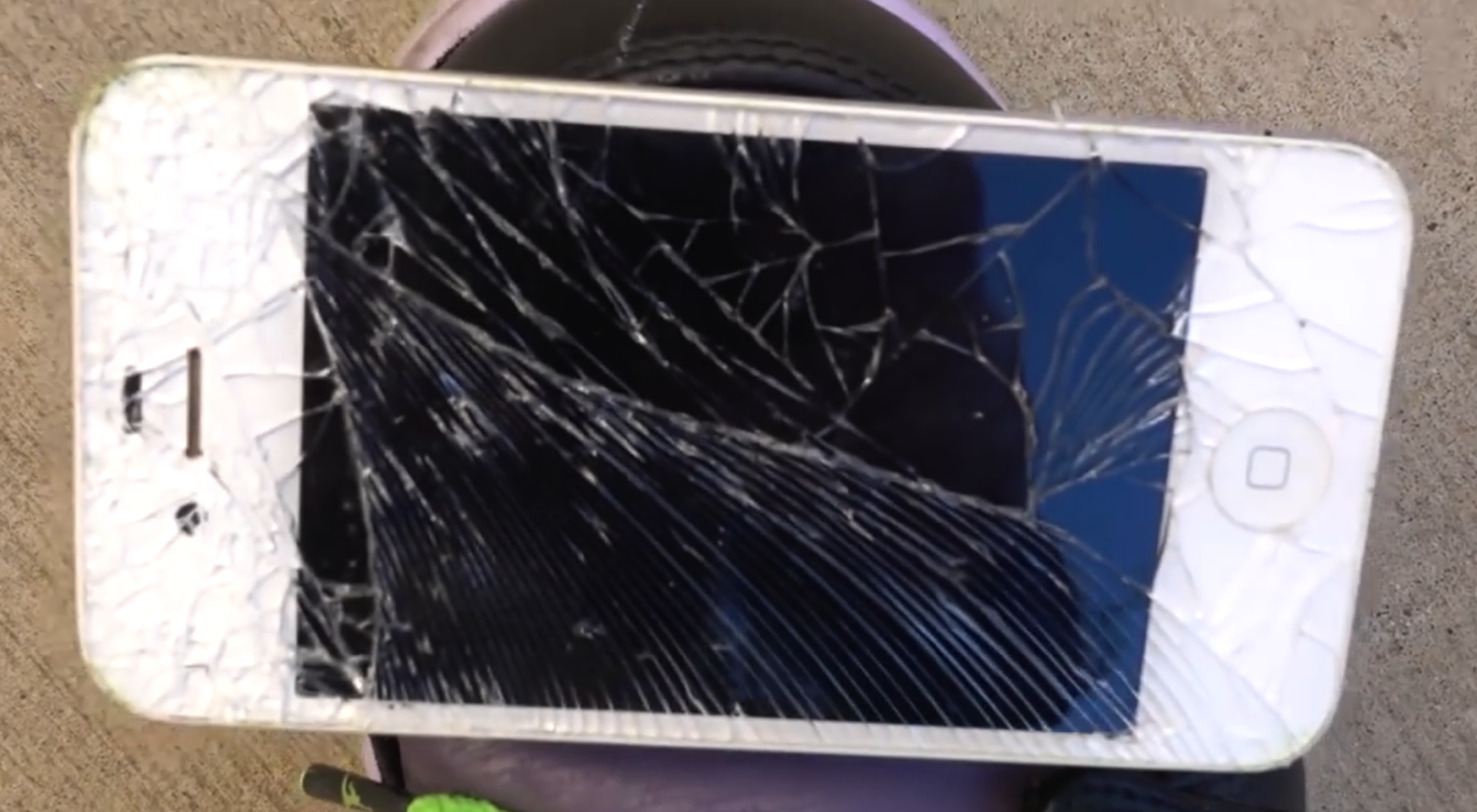 Epic iPhone Trick Shots-2