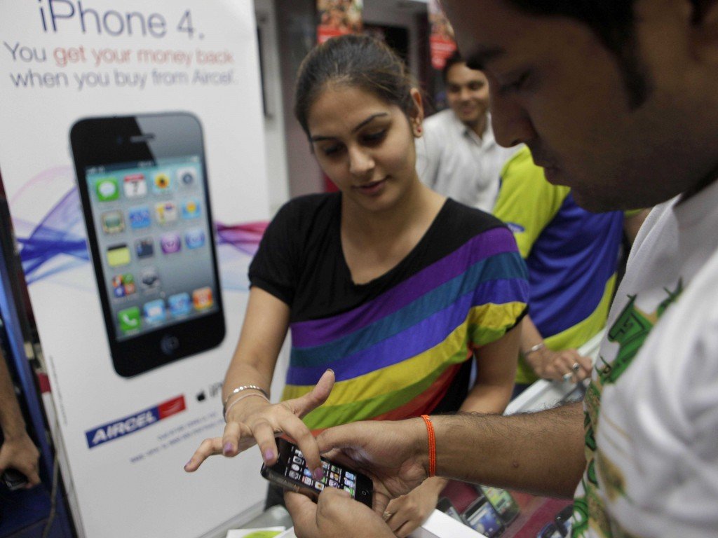 apple-reportedly-has-a-radical-new-plan-for-india-its-going-to-sell-the-iphone-4-at-a-low-price