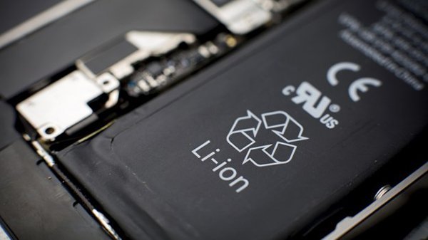 lithium oxygen battery can barry five times power for iphone 00