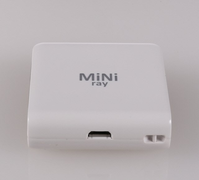 ▲Mini Ray 使用Micro-USB