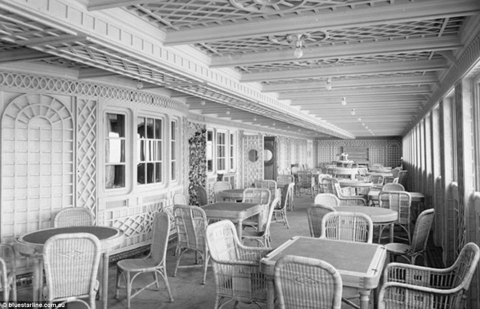 Titanic-Dining-hall