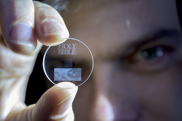 new pretty disk can save data for 13800m years 00