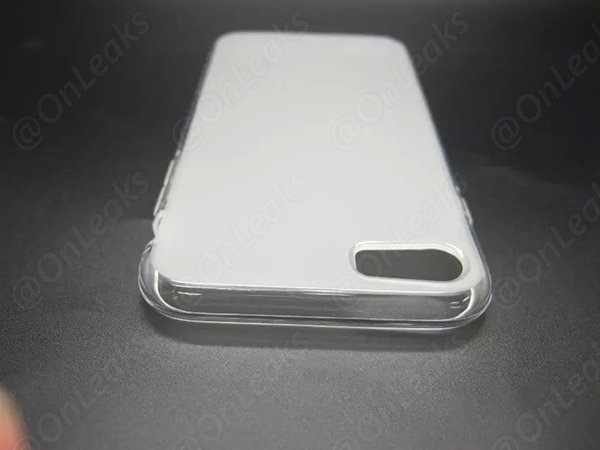 iphone-7-case-rumored_02