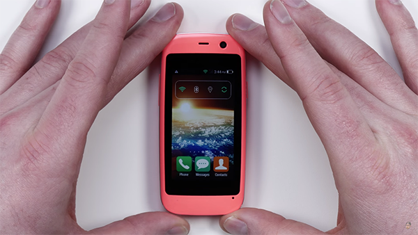 the smallest android smartphone posh mobile micro x s240 04