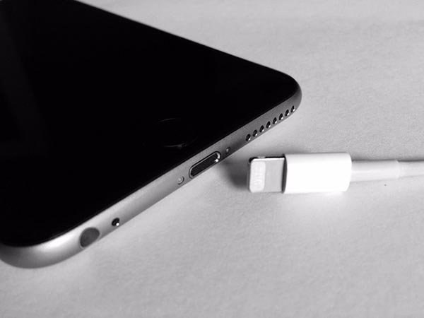 iwillfixit-how-to-do-when-i-cannot-charge-my-iphone_02