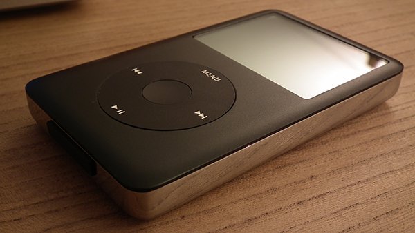 the main reason why you must keep old ipod classic 00