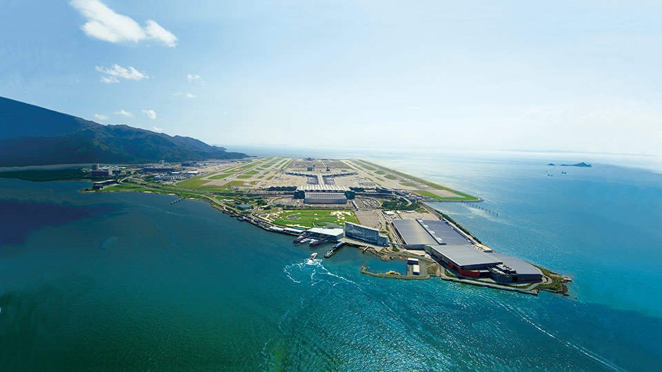hk airport 3rd runway construction fee 00