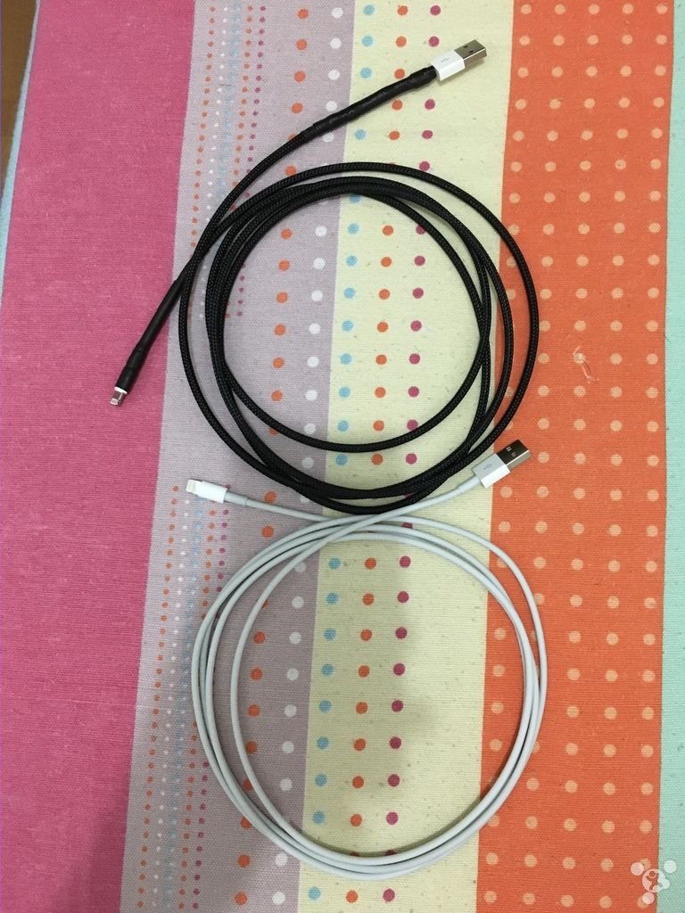 iphone-lightning-cable-tear-off_05