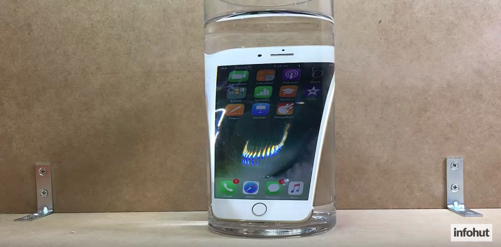 iphone-7-plus-waterproof-test-2