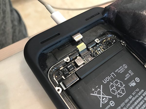 iphone-7-smart-battery-case-waterproof-test_02