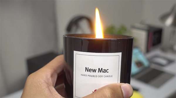 new mac soy candle acutually does not smell like mac 00