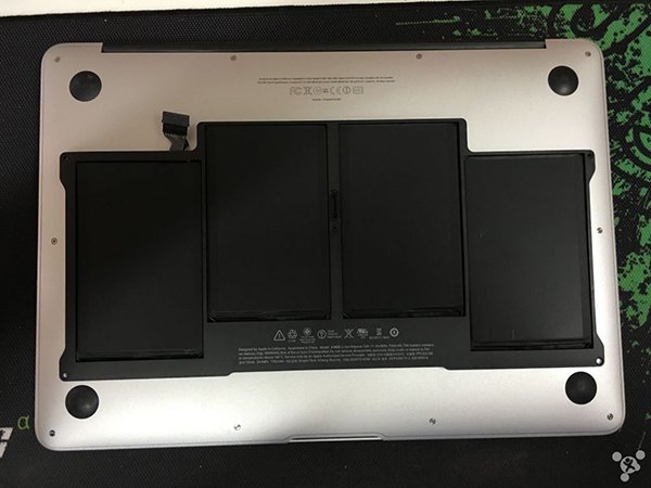 macbook-air-2011-replace-battery_00