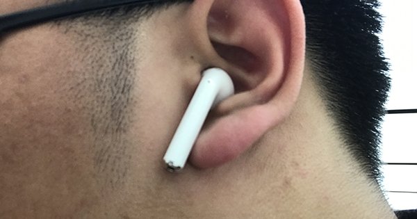 airpods apple store tryout 01