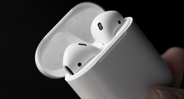 airpods may release on holodays 00