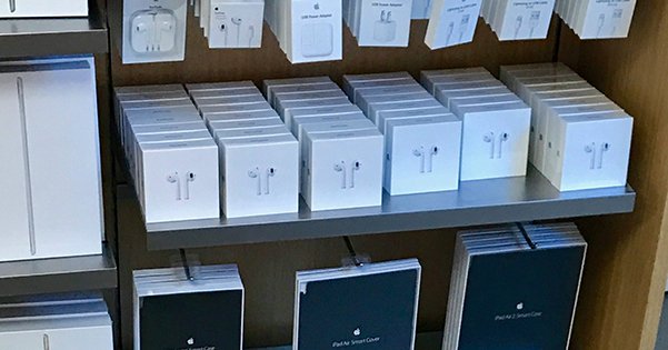 airpods refueled in apple store 00