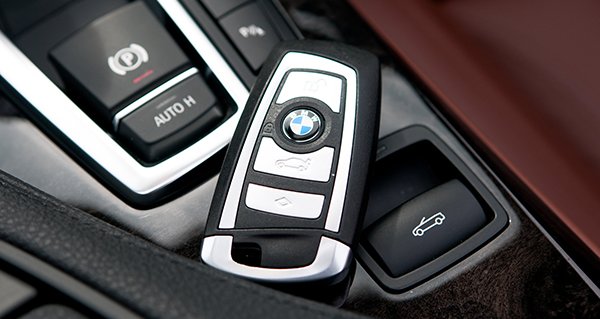 bmw lock the car when the car was theft 00