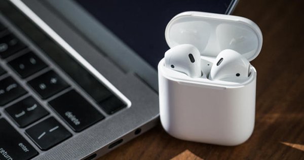 tim cook said airpods is run away success and will be deliver faster 00