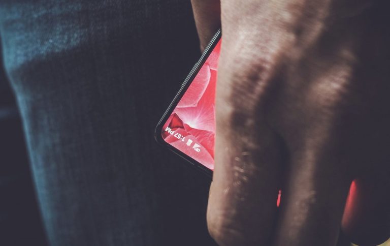 C78BIh8UwAA8mz9.jpg large