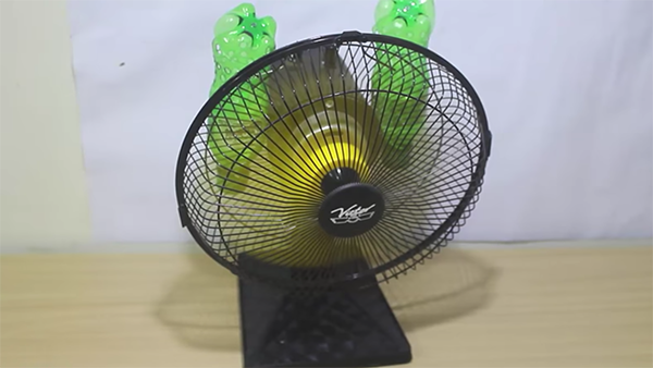 diy air conditioner from a fan 00