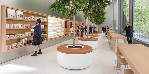 apple store retail will innovate on 16th may night 00