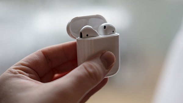 ios 11 airpods left and right double touch 00