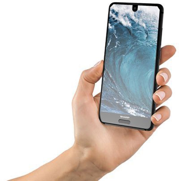 sharp aquos s2 screen is similar to iphone 8 03